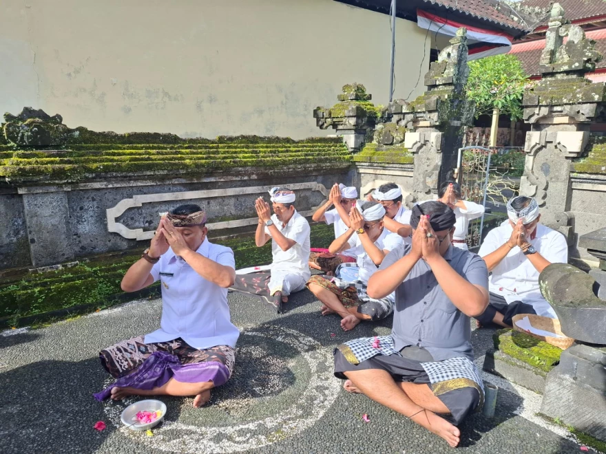 Rahina Purnama & Kegiatan Hari Senin, 2 Pebruari 2026