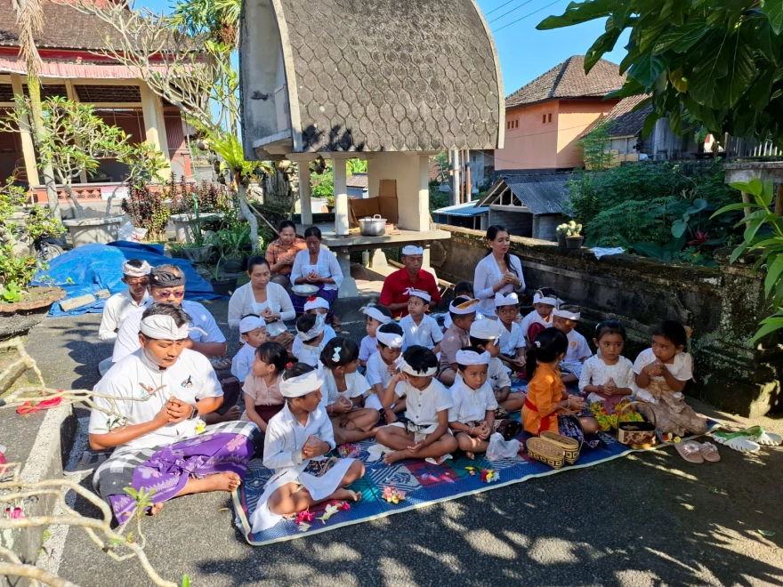 Rahina Tilem & Kegiatan Hari Kamis, 16 April 2026
